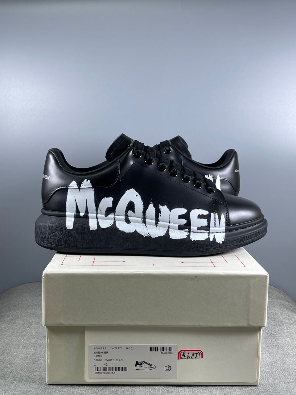 Alexander Mcqueen